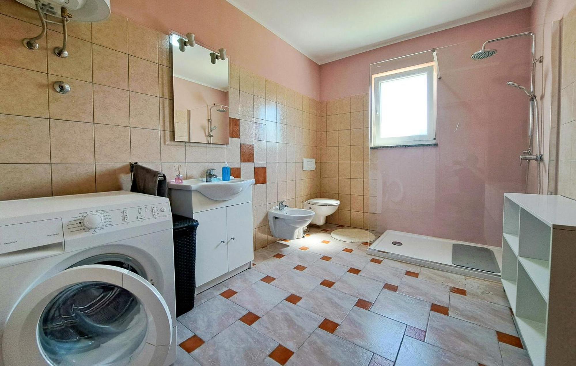 Pet Friendly In With Kitchen * Pula